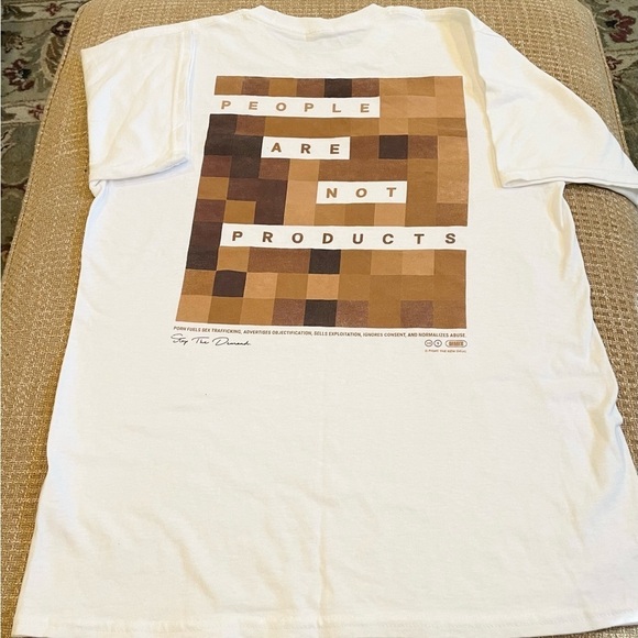 People are Not Products / Stop the Demand Political Statement T-Shirt - Unisex M - Picture 2 of 8